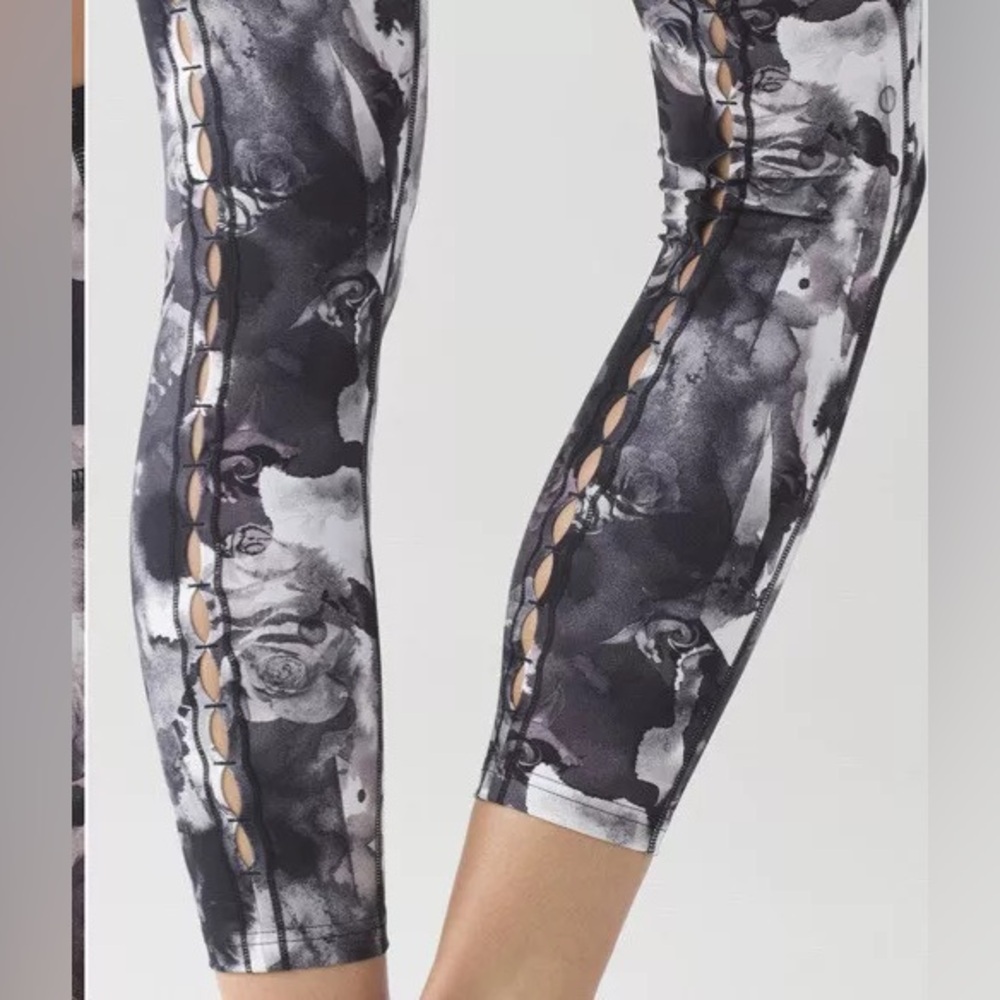 NWT Floral Lululemon High Times Tights Legging PEEK Black Mauve Yoga Pant S 4